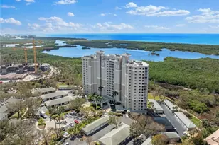 1001 Arbor Lake Dr, Naples, FL 34110 - Photo 4