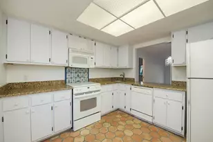 1940A Bald Eagle Dr, Naples, FL 34105 - Photo 4