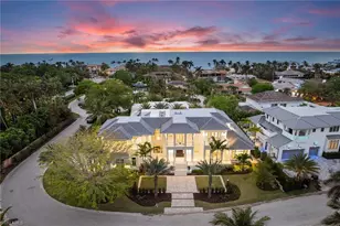 12 Sabre Ln, Naples, FL 34102 - Photo 1
