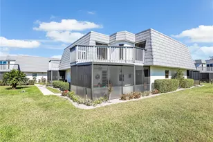 16041 Amberwood Lake Ct, Fort Myers, FL 33908 - Photo 4