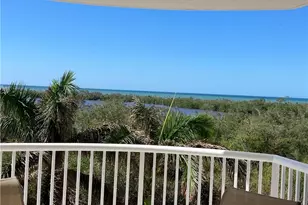 6849 Grenadier Blvd, Naples, FL 34108 - Photo 2