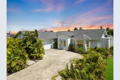930 SW 28th St, Cape Coral, FL 33914 - Photo 1