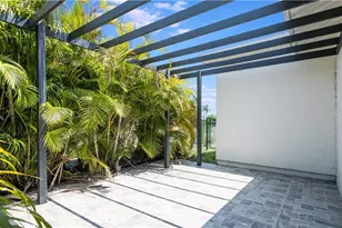 930 SW 28th St, Cape Coral, FL 33914 - Photo 32