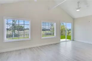 930 SW 28th St, Cape Coral, FL 33914 - Photo 14