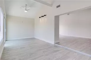 930 SW 28th St, Cape Coral, FL 33914 - Photo 12