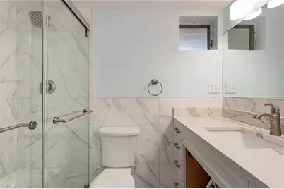 1568 Gulf Shore Blvd N #5, Naples, FL 34102 - Photo 4