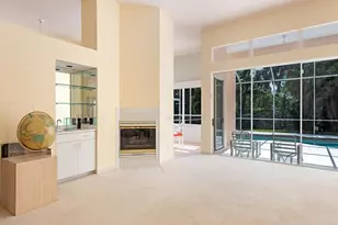 584 Eagle Creek Dr, Naples, FL 34113 - Photo 2