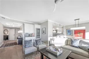 455 Cove Tower Dr, Naples, FL 34110 - Photo 6