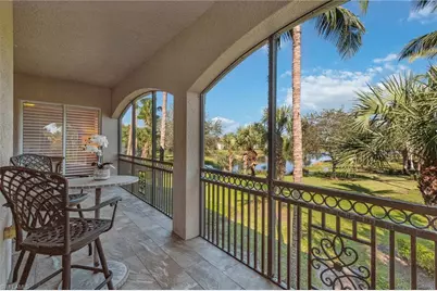 3189 Aviamar Cir #202, Naples, FL 34114 - Photo 2