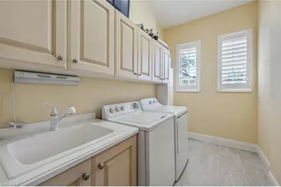 3189 Aviamar Cir #202, Naples, FL 34114 - Photo 24