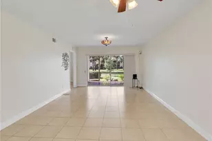 744 Landover Cir, Naples, FL 34104 - Photo 6