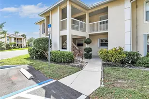 744 Landover Cir, Naples, FL 34104 - Photo 2