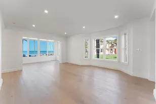 2401 Gulf Shore Blvd N, Naples, FL 34103 - Photo 2