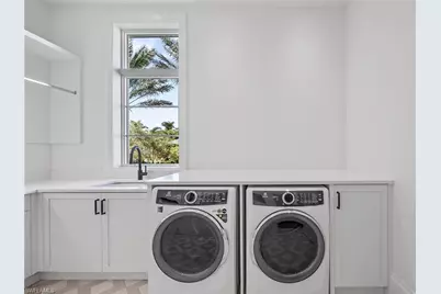 3277 Gordon Dr, Naples, FL 34102 - Photo 34