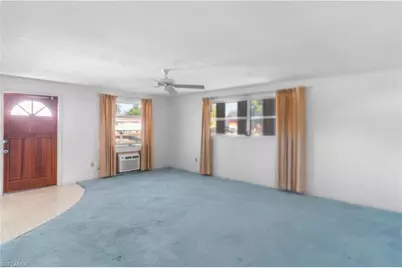 4820 Barcelona Cir, Naples, FL 34112 - Photo 4
