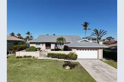 327 Conners Ave, Naples, FL 34108 - Photo 2