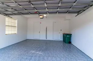 7869 Hawthorne Dr, Naples, FL 34113 - Photo 30