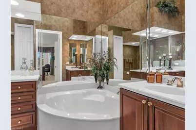 7869 Hawthorne Dr #303, Naples, FL 34113 - Photo 26