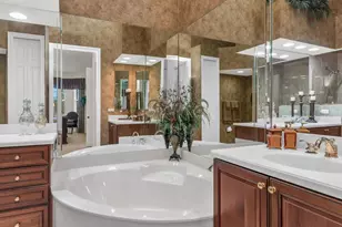 7869 Hawthorne Dr, Naples, FL 34113 - Photo 26