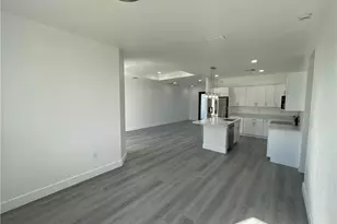 818 Chemstrand St E, Lehigh Acres, FL 33974 - Photo 6