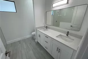 818 Chemstrand St E, Lehigh Acres, FL 33974 - Photo 8