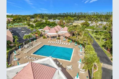 170 Turtle Lake Ct #211, Naples, FL 34105 - Photo 22