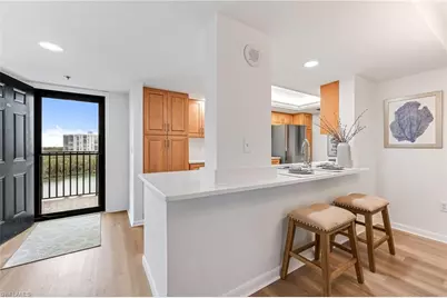 17 Bluebill Ave #604, Naples, FL 34108 - Photo 4