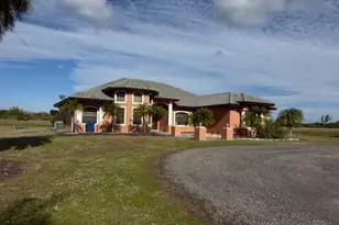 4007 Oak Haven Dr, Labelle, FL 33935 - Photo 2