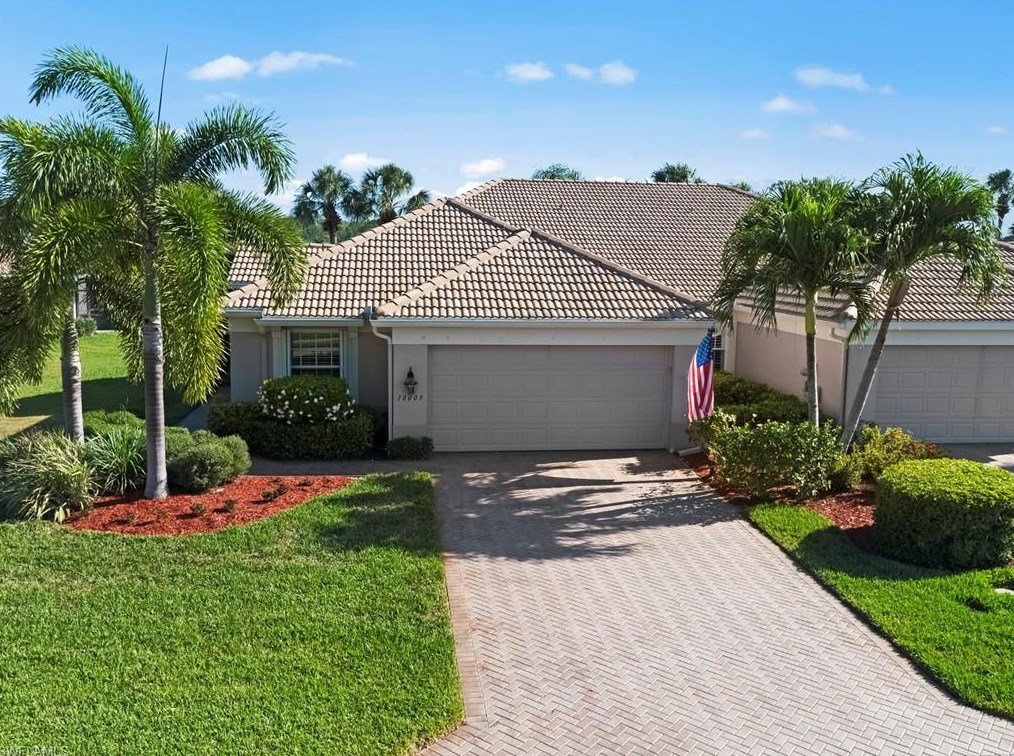 10009 Horse Creek Rd, Fort Myers, FL 33913-7072