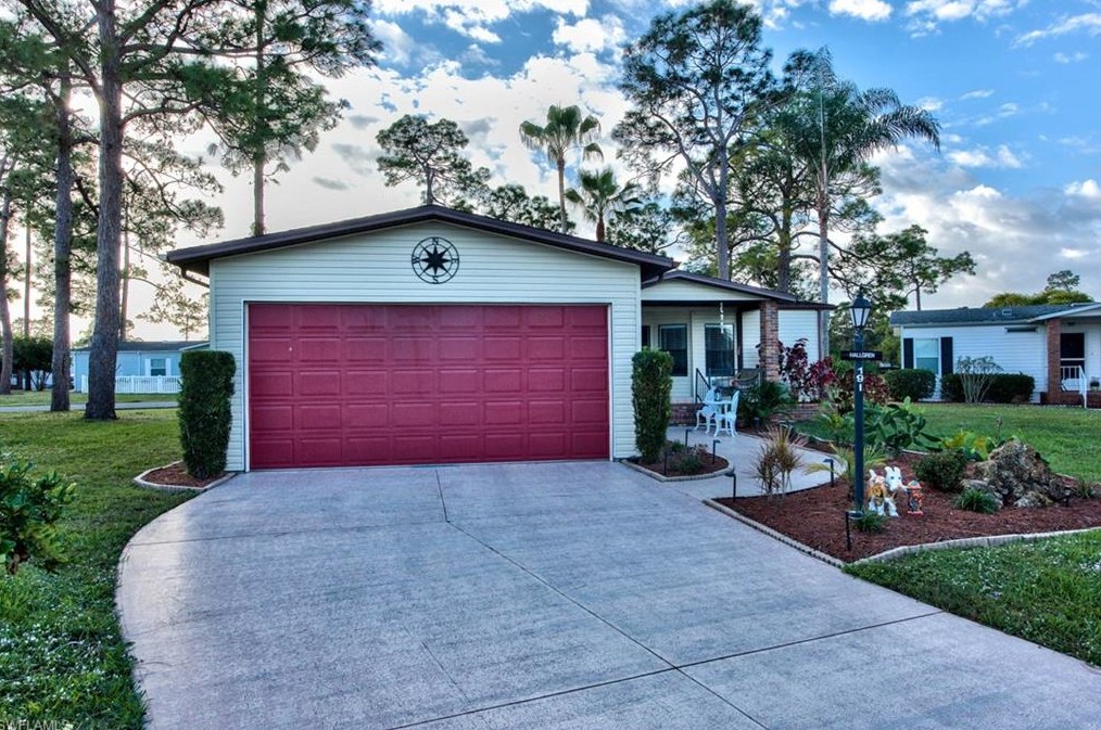 19805 Eagle Trace Ct, Fort Myers, FL 33903-9061