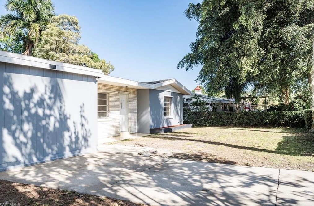 2019 Maravilla Cir, Fort Myers, FL 33901-7232