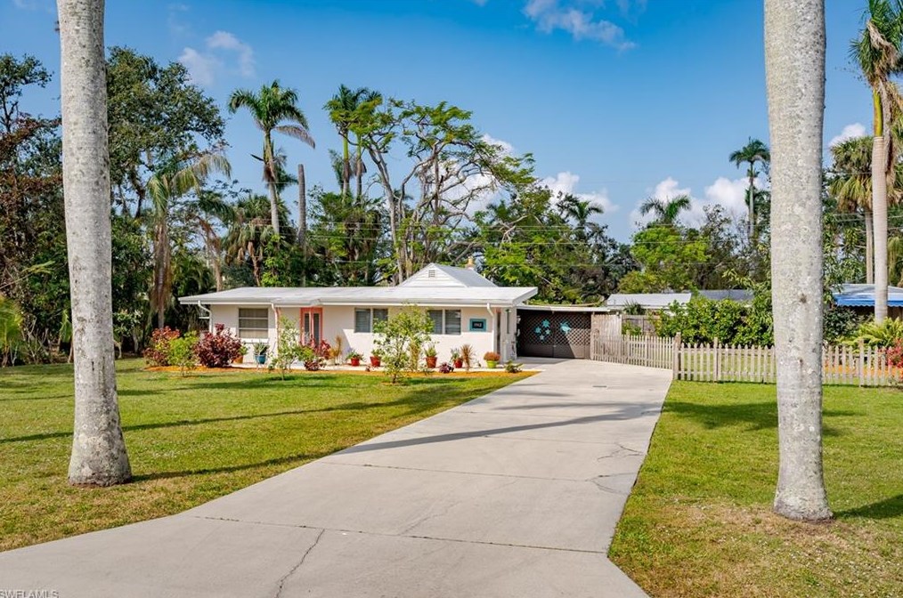 5912 Tropical Dr, Fort Myers, FL 33919-1729