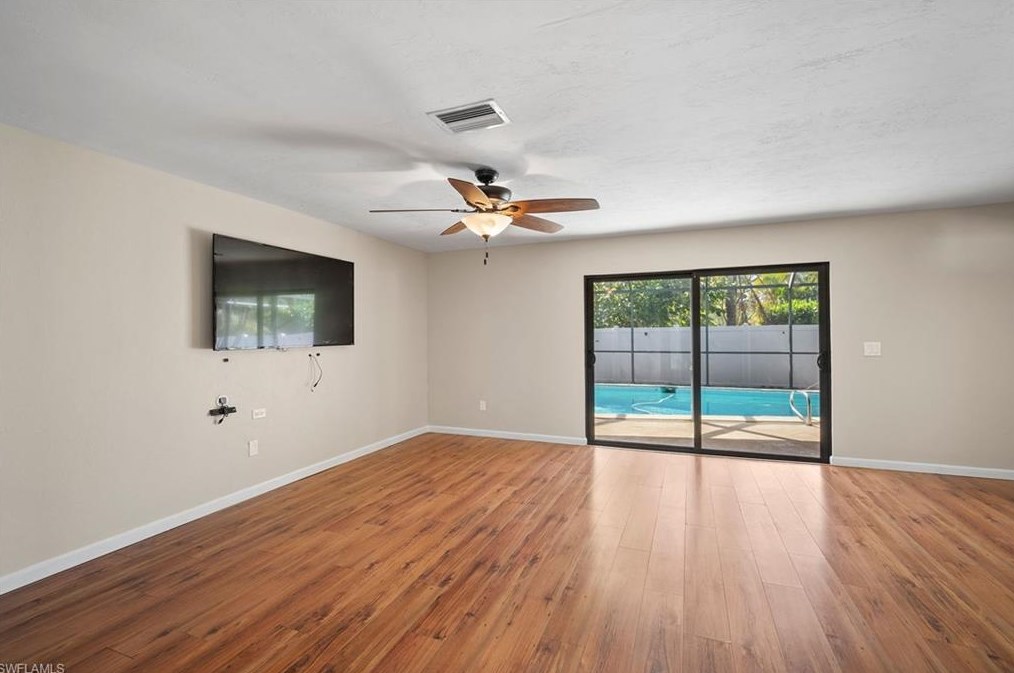 844 Bethany Ct, Fort Myers, FL 33919-5007