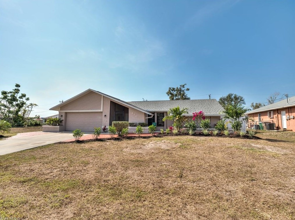 620 27th St, Cape Coral, FL 33904