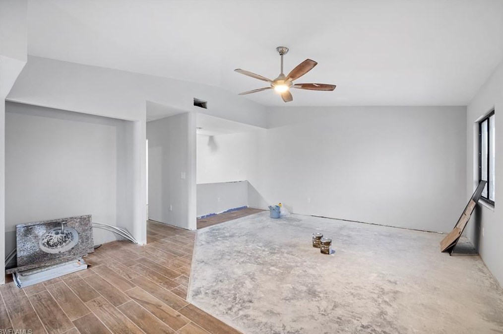 6311 Royal Woods Dr, Fort Myers, FL 33908-6139