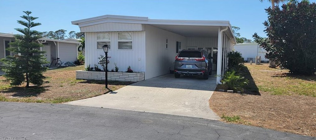 134 Lexington Ave, Fort Myers, FL