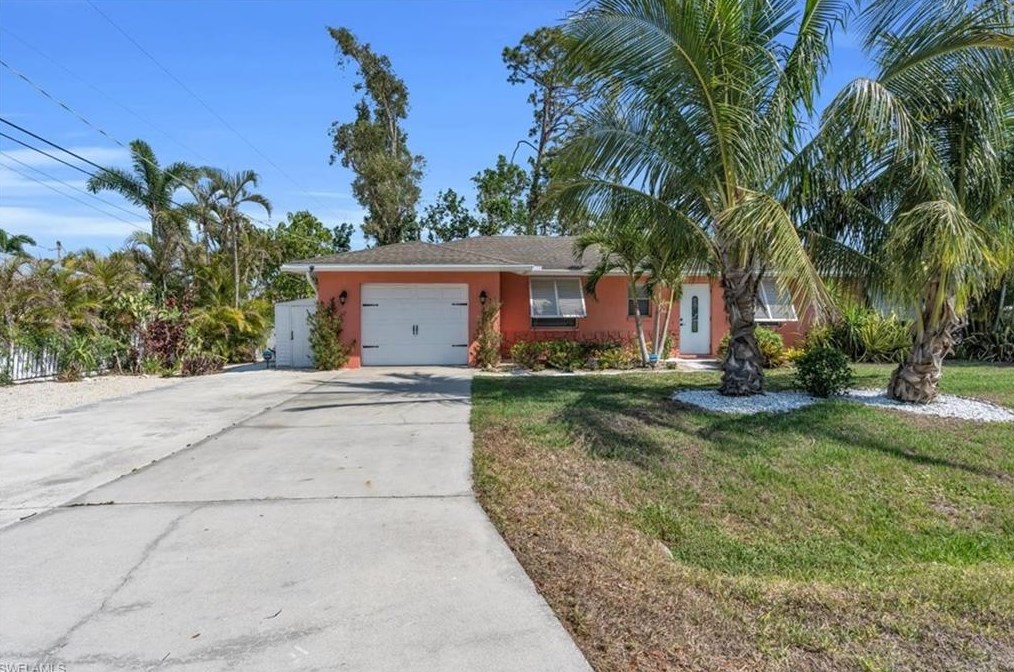 9091 Coral Gables Rd, Fort Myers, FL 33967-3576