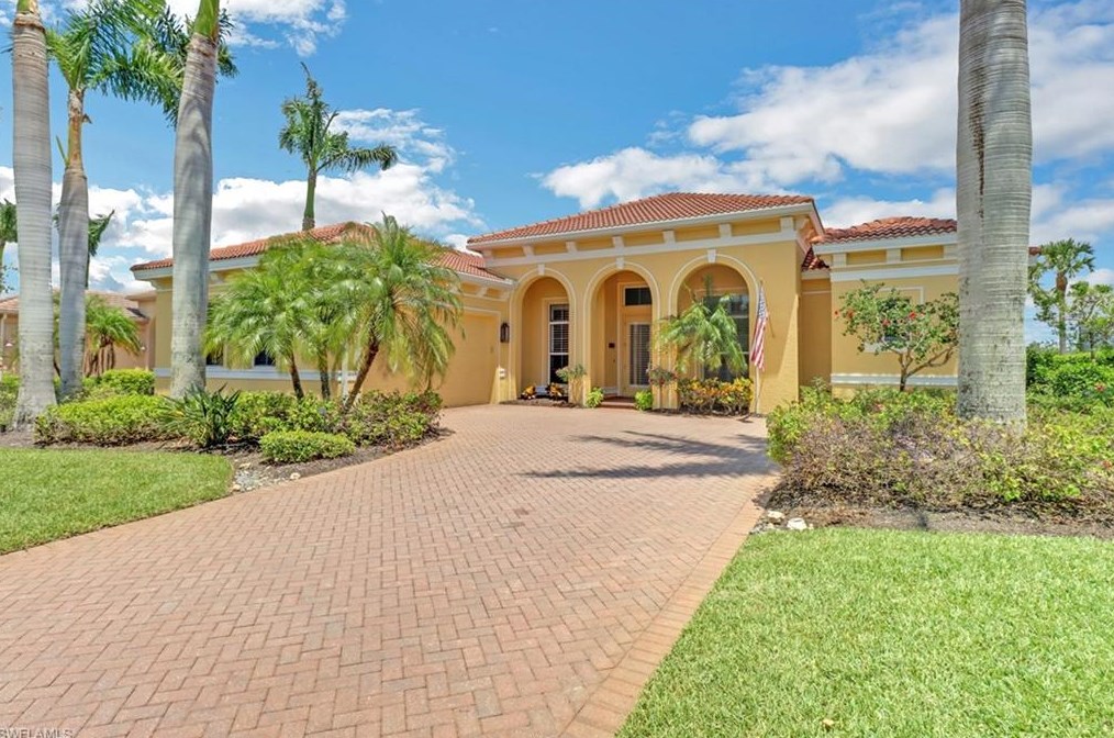 18141 Creekside View Dr, Fort Myers FL 33908-4752 exterior