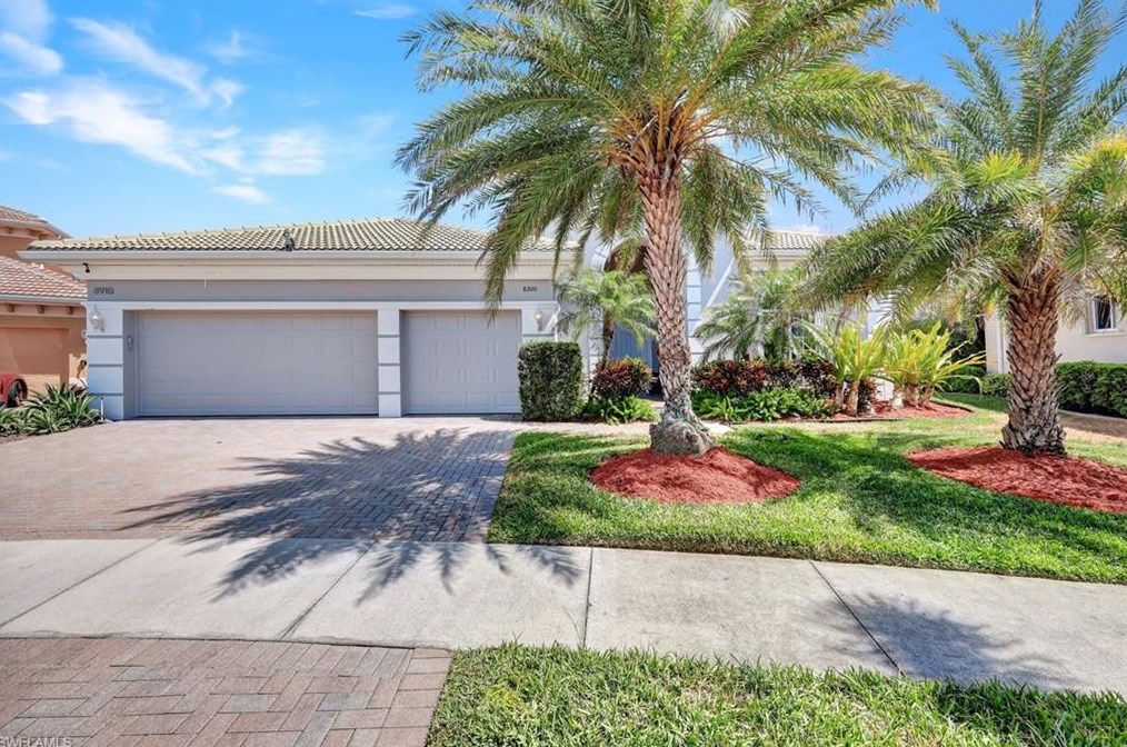 8910 Paseo De Valencia St, Fort Myers, FL 33908
