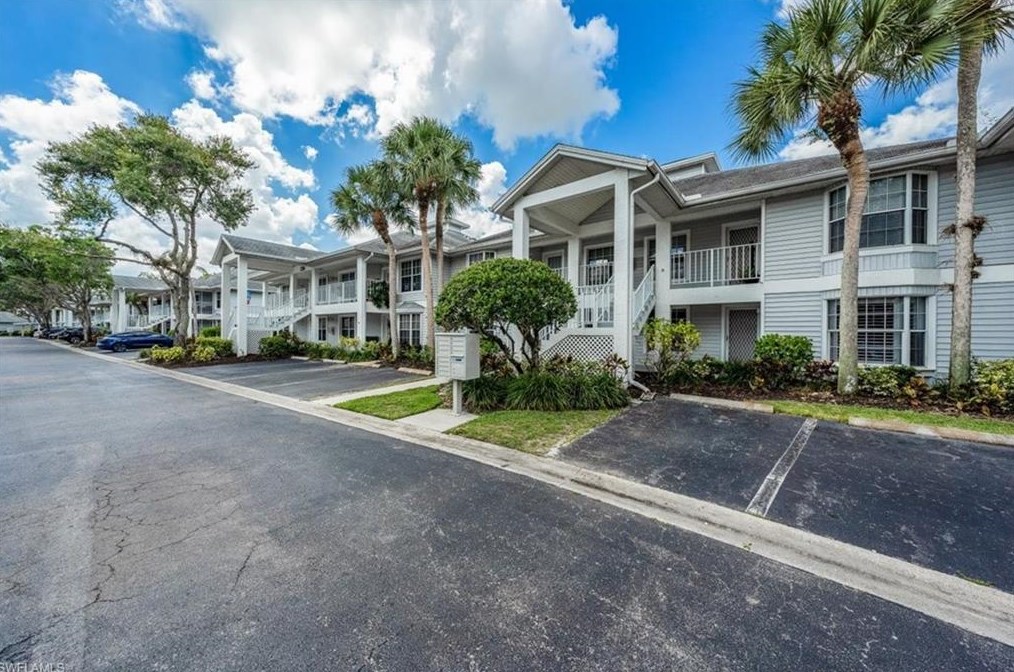 1200 Misty Pines Cir #c-104, Naples, FL 34105