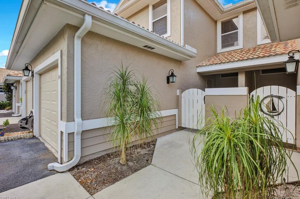 386 Emerald Bay Cir #g-4, Naples, FL 34110