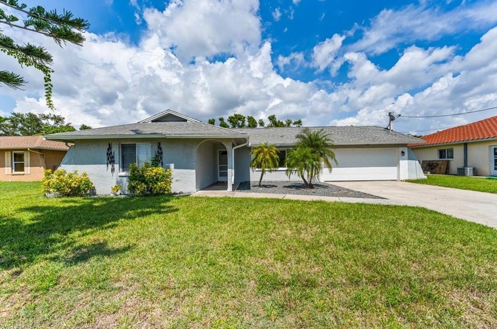1411 Se 5th Pl, Cape Coral, FL 33990