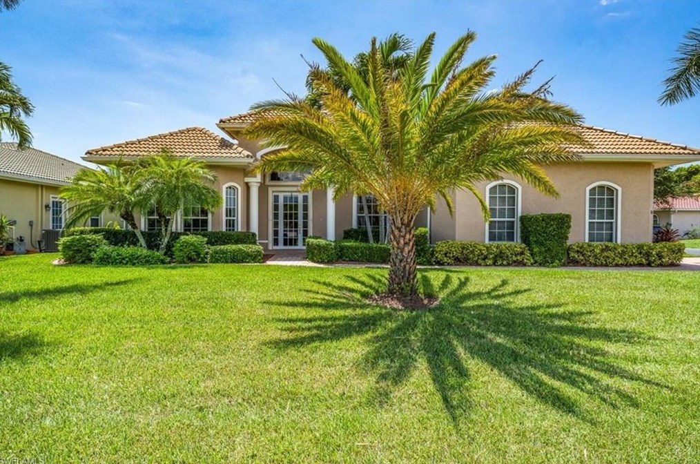 24901 Fairwinds Ln, Bonita Springs, FL 34135