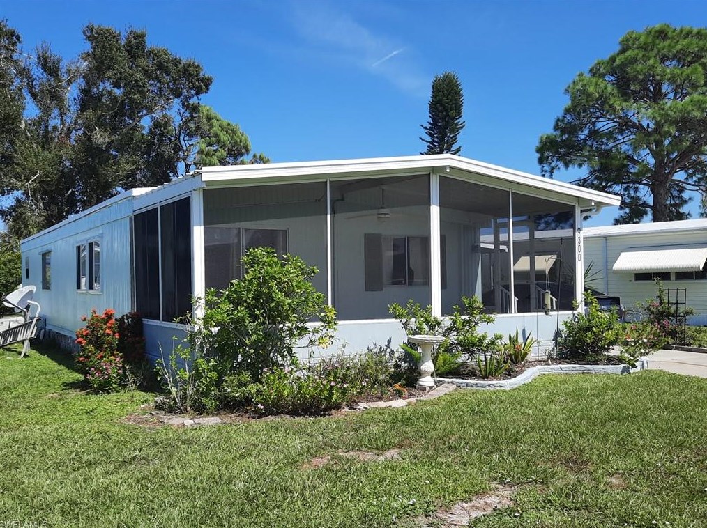 9300 Knight Rd, Bonita Springs, FL 34135