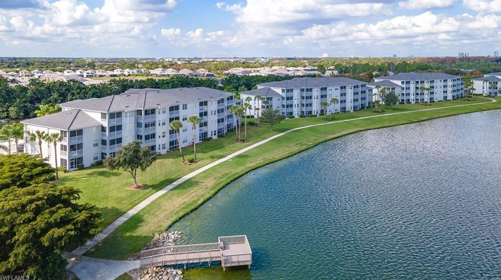 10391 Butterfly Palm Dr, Fort Myers, FL 33966-7903