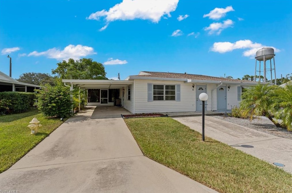 20 Desert Candle Cir, Lehigh Acres, FL 33936