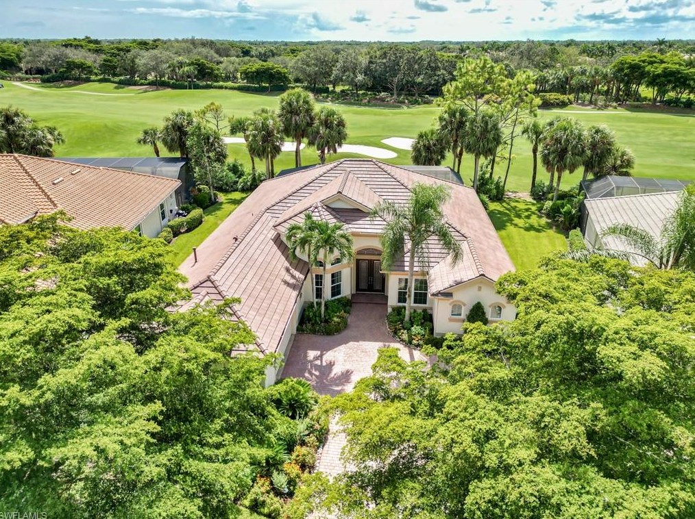 22491 Glenview Ln, Bonita Springs, FL 34135