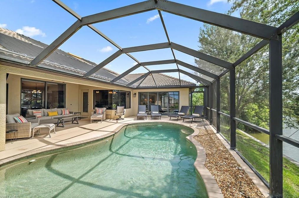 218 Ne 15th Terrace, Cape Coral, FL 33909