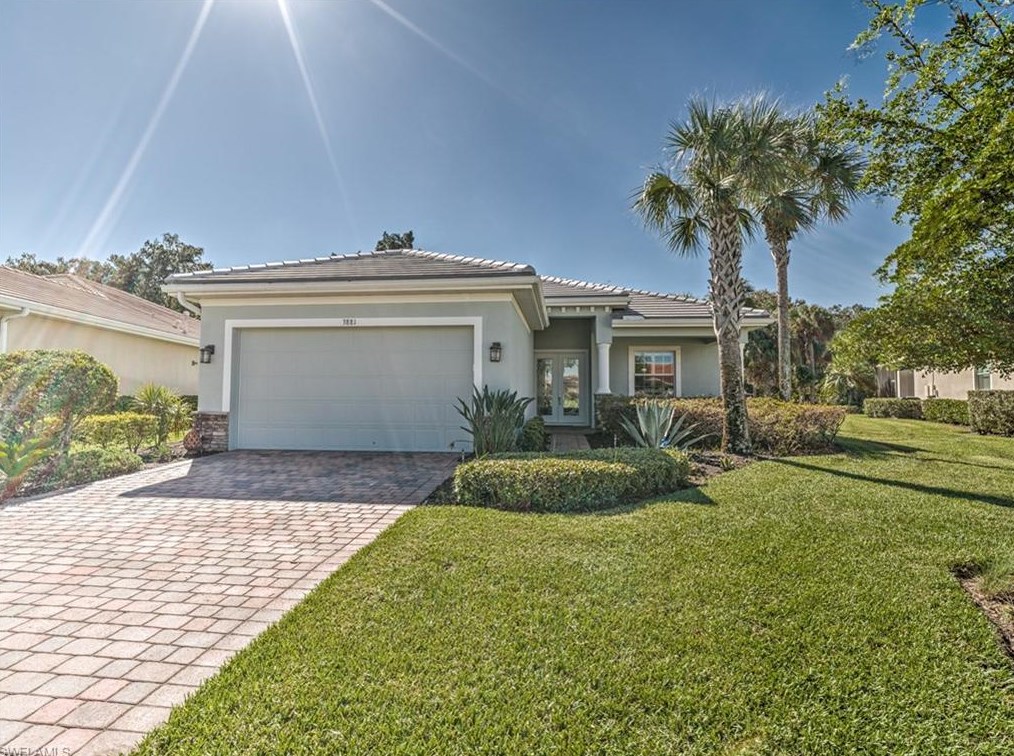 3881 Otter Bend Cir, Fort Myers, FL 33905-5884