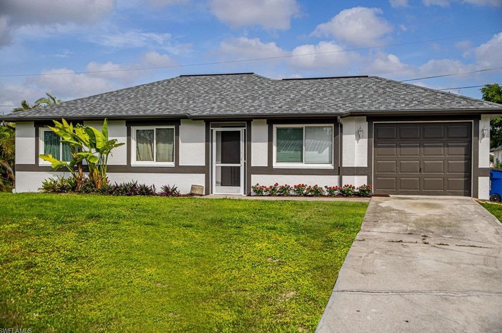 18541 Winter Haven Rd, Fort Myers, FL 33967-3532